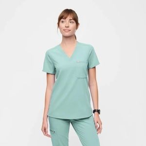 Figs Seaglass Catarina One Pocket Scrub Top
